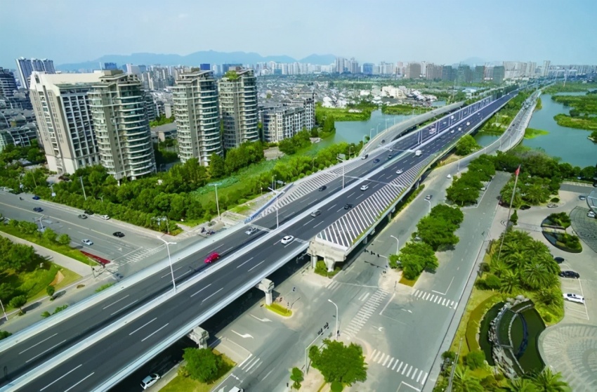 沿江快速路一期東段（學(xué)院路至溫州東及文昌路段）工程